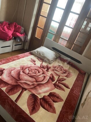 2 otaqlı Köhnə tikili, Bakıxanov q., Bakı