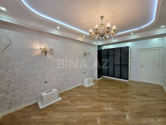3 otaqlı Yeni tikili, Neftçilər m., Bakı