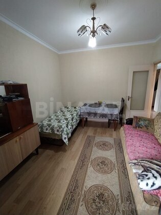 2 otaqlı Köhnə tikili, Əhmədli m., Bakı