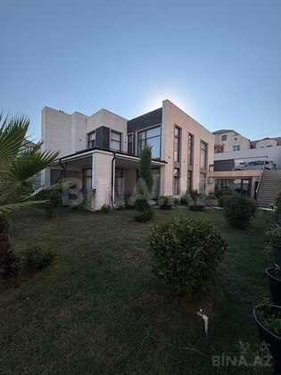 8 otaqlı Həyət evi/Bağ evi, Badamdar q., Bakı