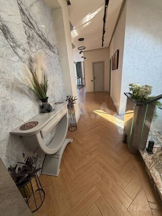 8 otaqlı Həyət evi/Bağ evi, Badamdar q., Bakı