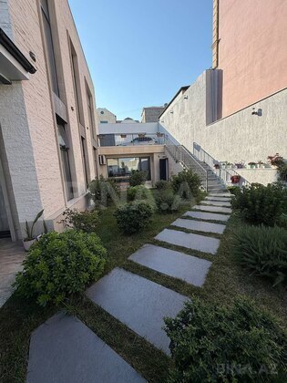 8 otaqlı Həyət evi/Bağ evi, Badamdar q., Bakı