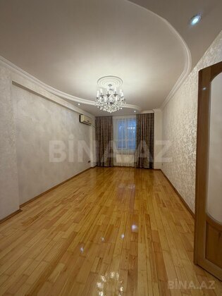 3 otaqlı Yeni tikili, Neftçilər m., Bakı