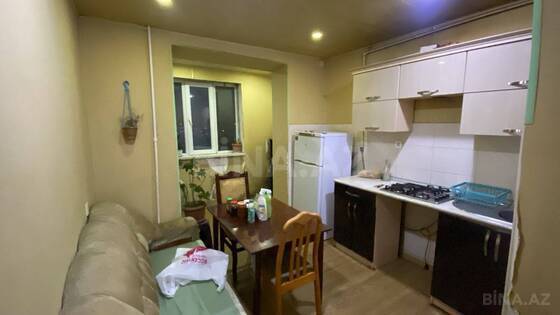 3 otaqlı Köhnə tikili, Qaraçuxur q., Bakı