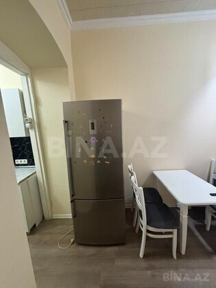 2 otaqlı Köhnə tikili, 28 May m., Bakı
