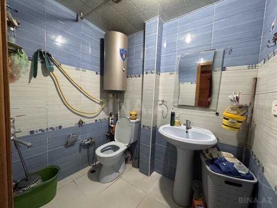 3 otaqlı Köhnə tikili, Neftçilər m., Bakı