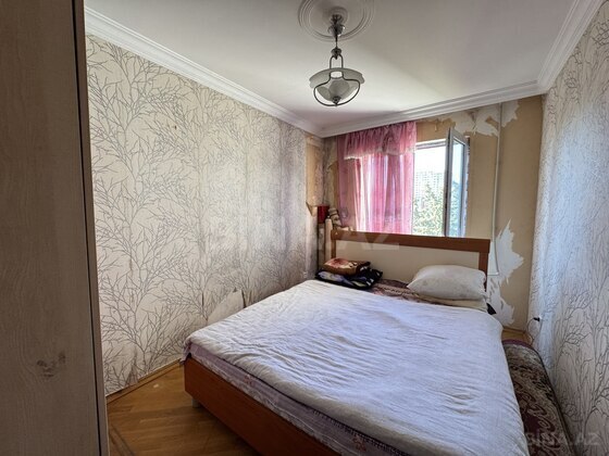 3 otaqlı Köhnə tikili, Neftçilər m., Bakı