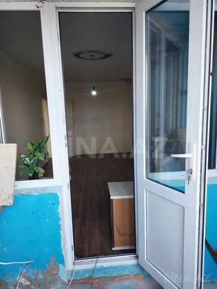 3 otaqlı Köhnə tikili, Neftçilər m., Bakı