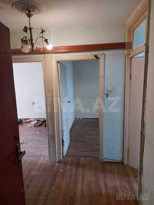 3 otaqlı Köhnə tikili, Neftçilər m., Bakı