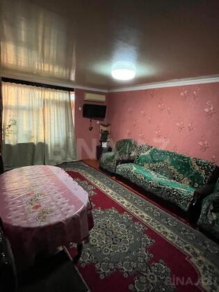 3 otaqlı Köhnə tikili, Salyan