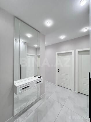 3 otaqlı Köhnə tikili, Qara Qarayev m., Bakı