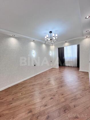 3 otaqlı Köhnə tikili, Qara Qarayev m., Bakı