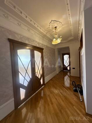 3 otaqlı Yeni tikili, Neftçilər m., Bakı