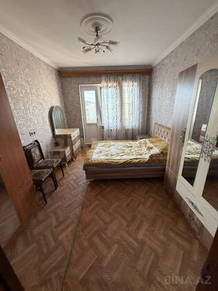 2 otaqlı Köhnə tikili, Bakıxanov q., Bakı
