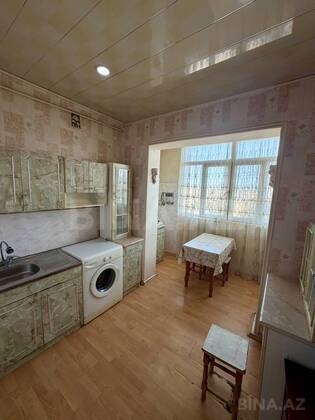 2 otaqlı Köhnə tikili, Bakıxanov q., Bakı