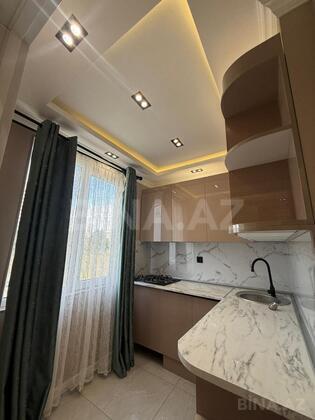 2 otaqlı Köhnə tikili, Memar Əcəmi m., Bakı