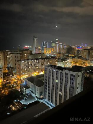 4 otaqlı Yeni tikili, Şah İsmayıl Xətai m., Bakı