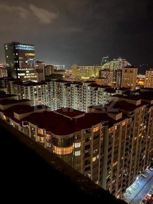 4 otaqlı Yeni tikili, Şah İsmayıl Xətai m., Bakı