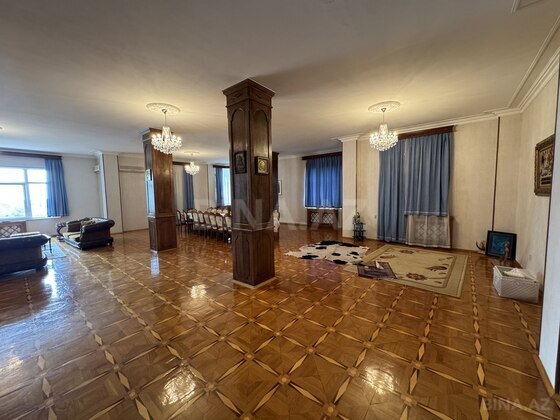 7 otaqlı Köhnə tikili, Sahil m., Bakı