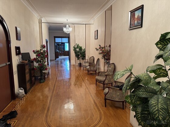 7 otaqlı Köhnə tikili, Sahil m., Bakı