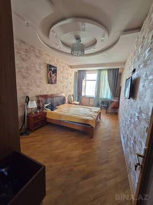 3 otaqlı Yeni tikili, 28 May m., Bakı