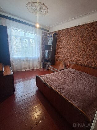 2 otaqlı Köhnə tikili, Bakıxanov q., Bakı