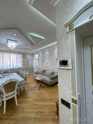 3 otaqlı Yeni tikili, Elmlər Akademiyası m., Bakı