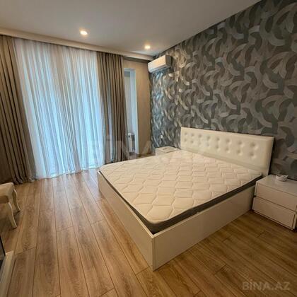 4 otaqlı Yeni tikili, 8 Noyabr m., Bakı