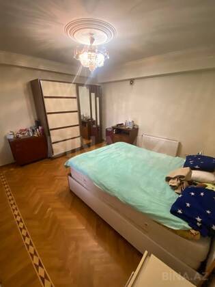 3 otaqlı Köhnə tikili, 20 Yanvar m., Bakı