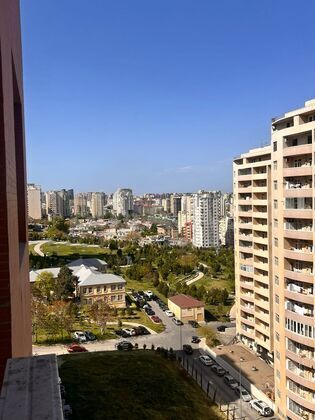 4 otaqlı Yeni tikili, Elmlər Akademiyası m., Bakı