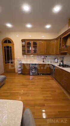 12 otaqlı Həyət evi/Bağ evi, Azadlıq Prospekti m., Bakı