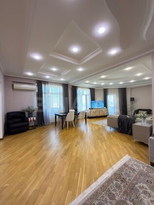 4 otaqlı Yeni tikili, İçəri Şəhər m., Bakı