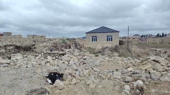 Torpaq Maştağa q., Bakı