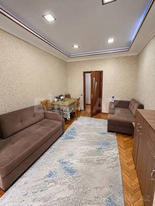 3 otaqlı Köhnə tikili, Neftçilər m., Bakı