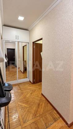 3 otaqlı Köhnə tikili, Neftçilər m., Bakı