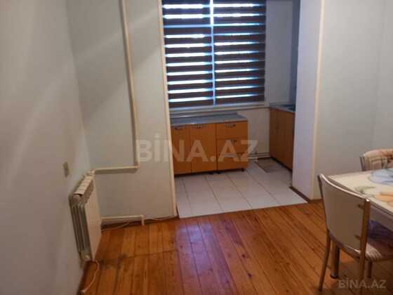 2 otaqlı Köhnə tikili, Xətai r., Bakı