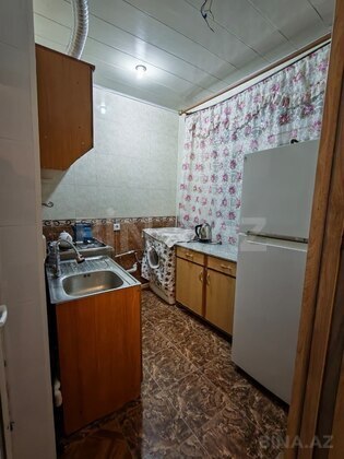 2 otaqlı Köhnə tikili, Memar Əcəmi m., Bakı