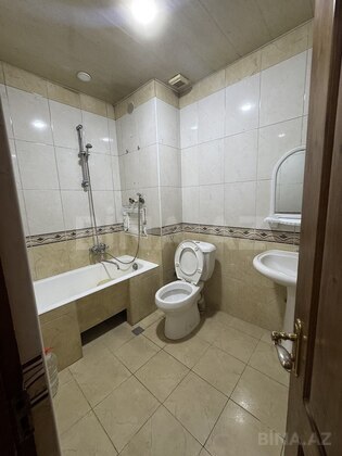 2 otaqlı Köhnə tikili, Memar Əcəmi m., Bakı