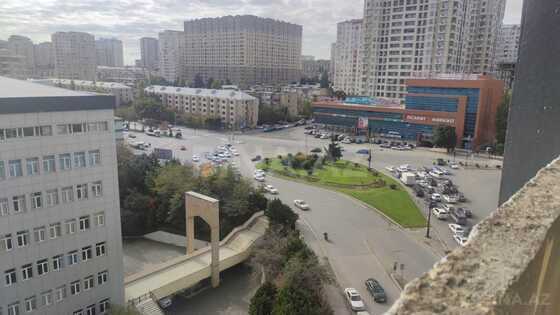 3 otaqlı Yeni tikili, İnşaatçılar m., Bakı