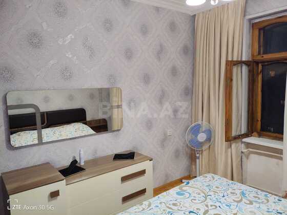 3 otaqlı Köhnə tikili, Xətai r., Bakı