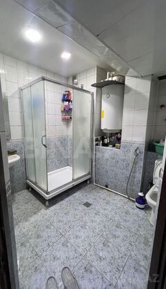 3 otaqlı Köhnə tikili, 20 Yanvar m., Bakı