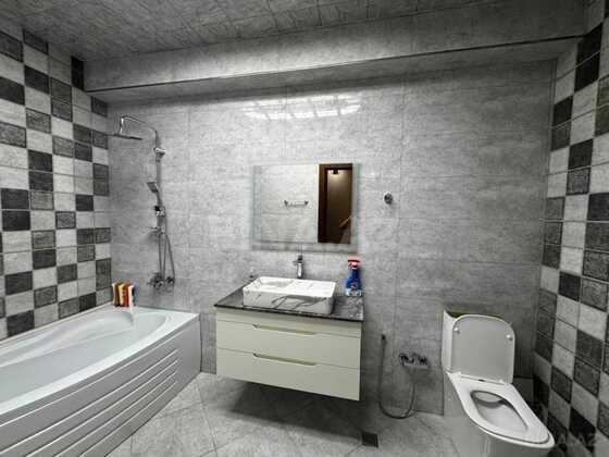 3 otaqlı Yeni tikili, Şah İsmayıl Xətai m., Bakı