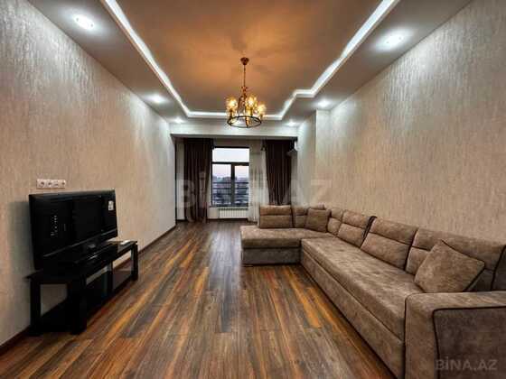 3 otaqlı Yeni tikili, Şah İsmayıl Xətai m., Bakı