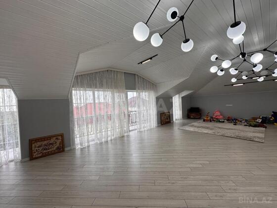 8 otaqlı Həyət evi/Bağ evi, Ağ şəhər q., Bakı