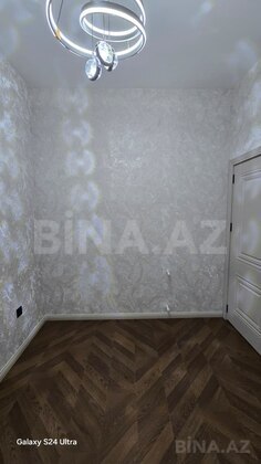 3 otaqlı Yeni tikili, Xırdalan