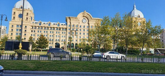 1 otaqlı Köhnə tikili, Nizami m., Bakı