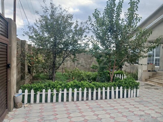 4 otaqlı Həyət evi/Bağ evi, Binə q., Bakı