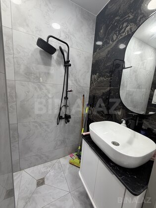 2 otaqlı Köhnə tikili, 8 Noyabr m., Bakı