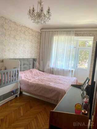 4 otaqlı Köhnə tikili, 8-ci kilometr q., Bakı