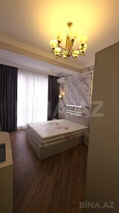 3 otaqlı Yeni tikili, Koroğlu m., Bakı